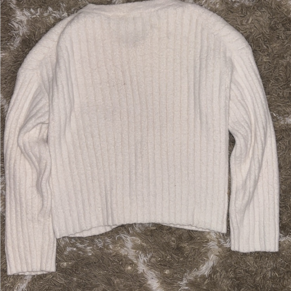 Aritzia Fuzzy Sweater - Picture 7 of 7